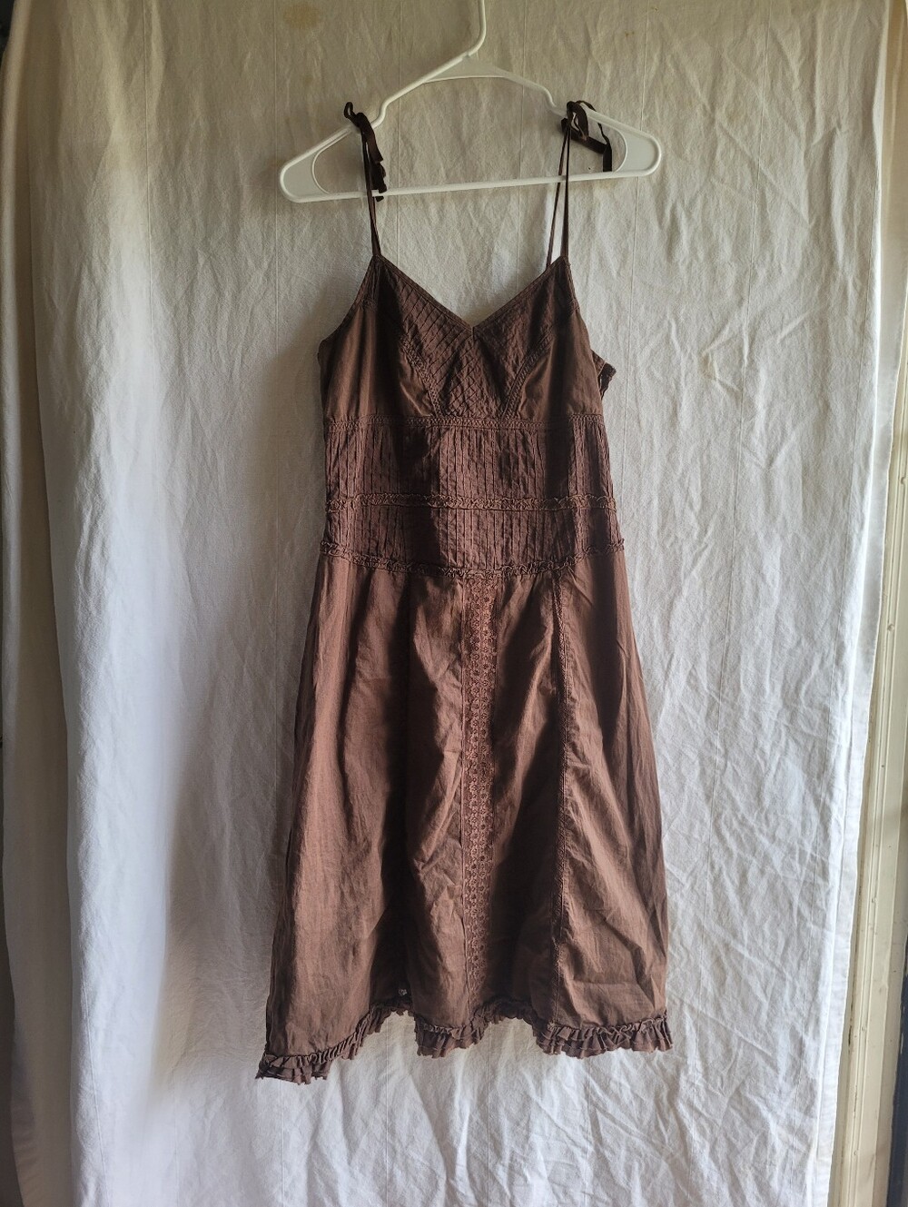 VTG Y2K Old Navy Midi Dress Sz 6 Chocolate Brown Lace Pintuck Pleats Feminine